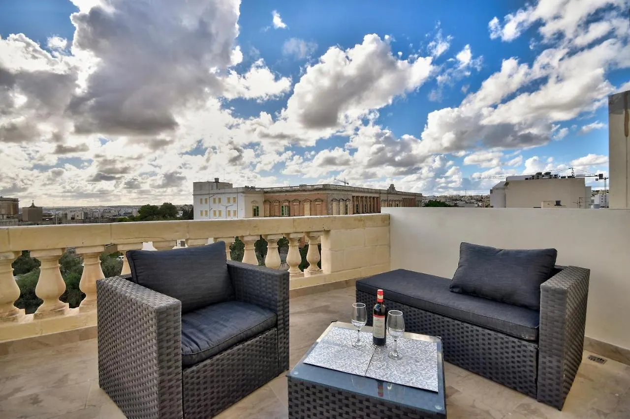 بيت ضيافة Central Suites St. Julian'S